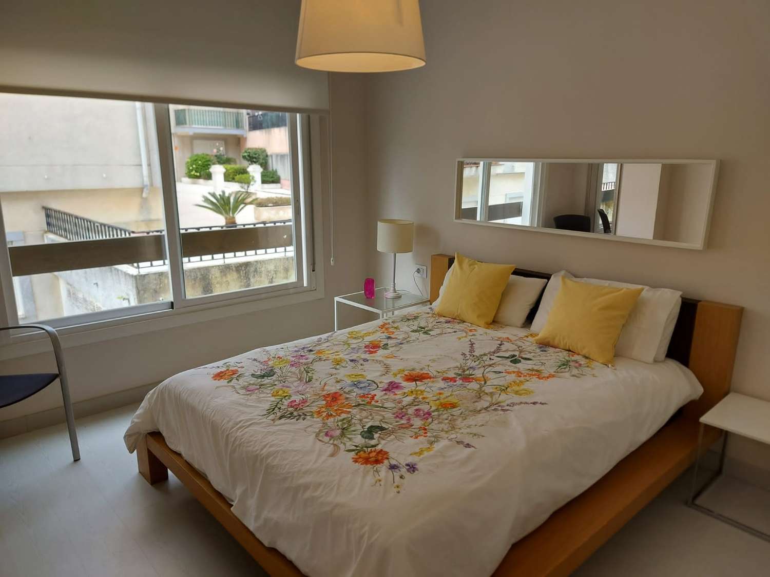 Sanxenxo: A7112: Apartment with terrace on the first line of the Paseo de Silgar....