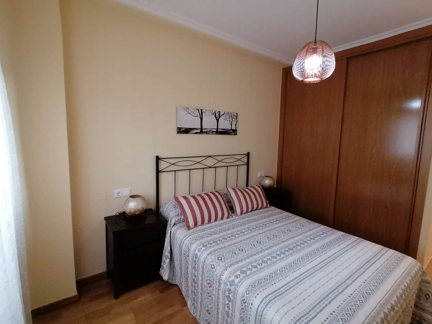 Sanxenxo: Piso de alquiler para todo el año, 2 dormitorios con garaje, piscina comunitaria....