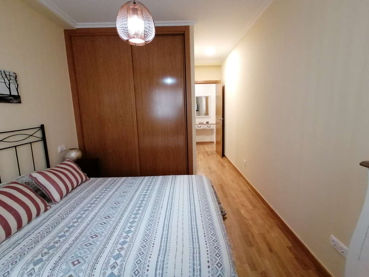 Sanxenxo: Piso de alquiler para todo el año, 2 dormitorios con garaje, piscina comunitaria....