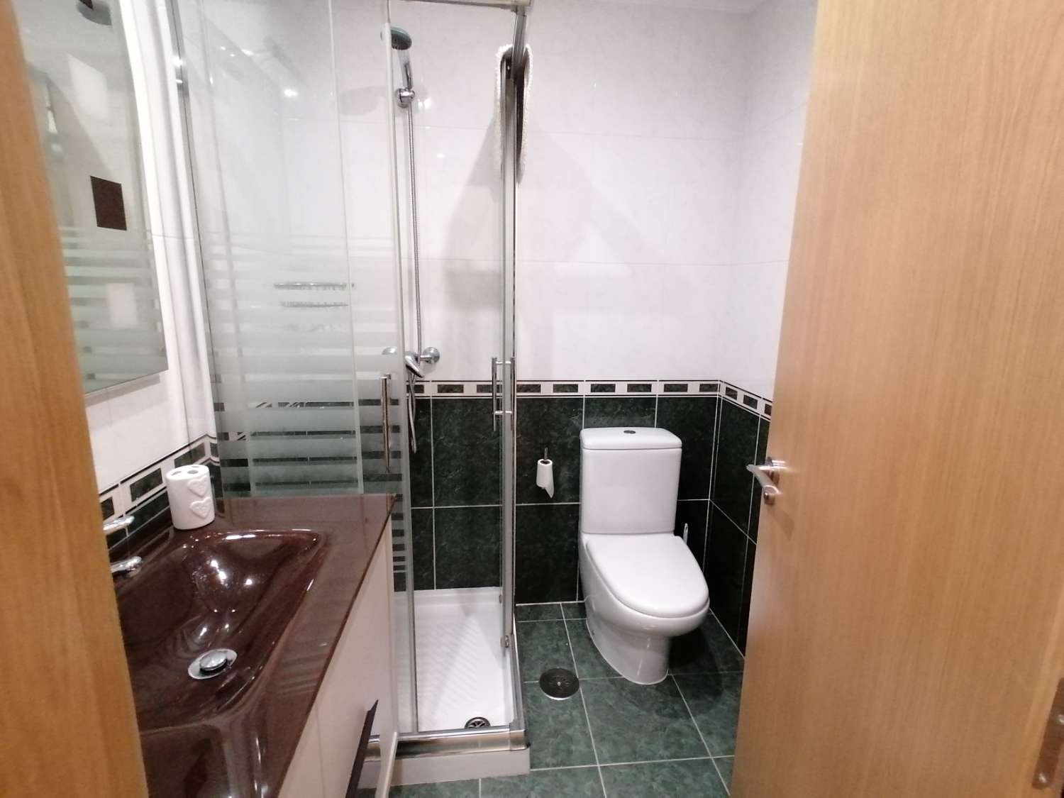 Sanxenxo: Piso de alquiler para todo el año, 2 dormitorios con garaje, piscina comunitaria....