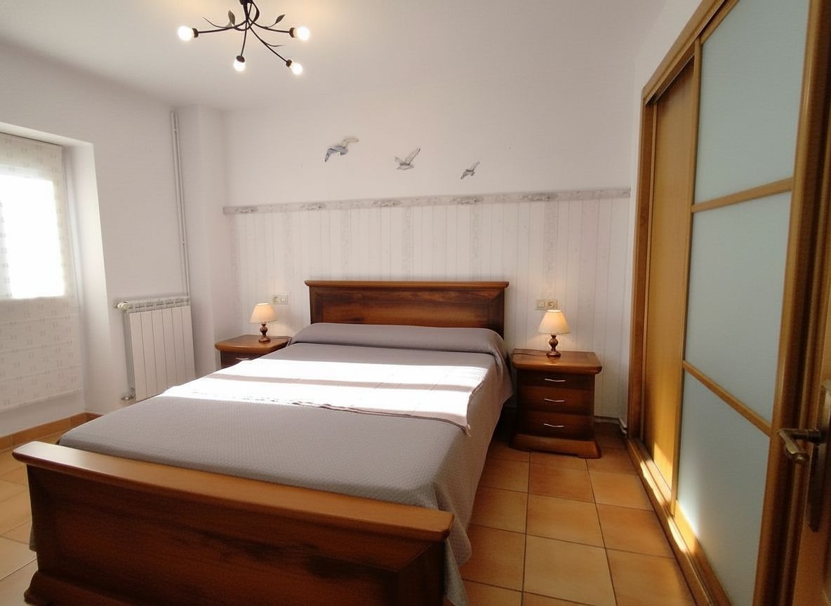 Vilaxoan: coqueta casa muy céntrica, se ofrece en alquiler para larga temporada