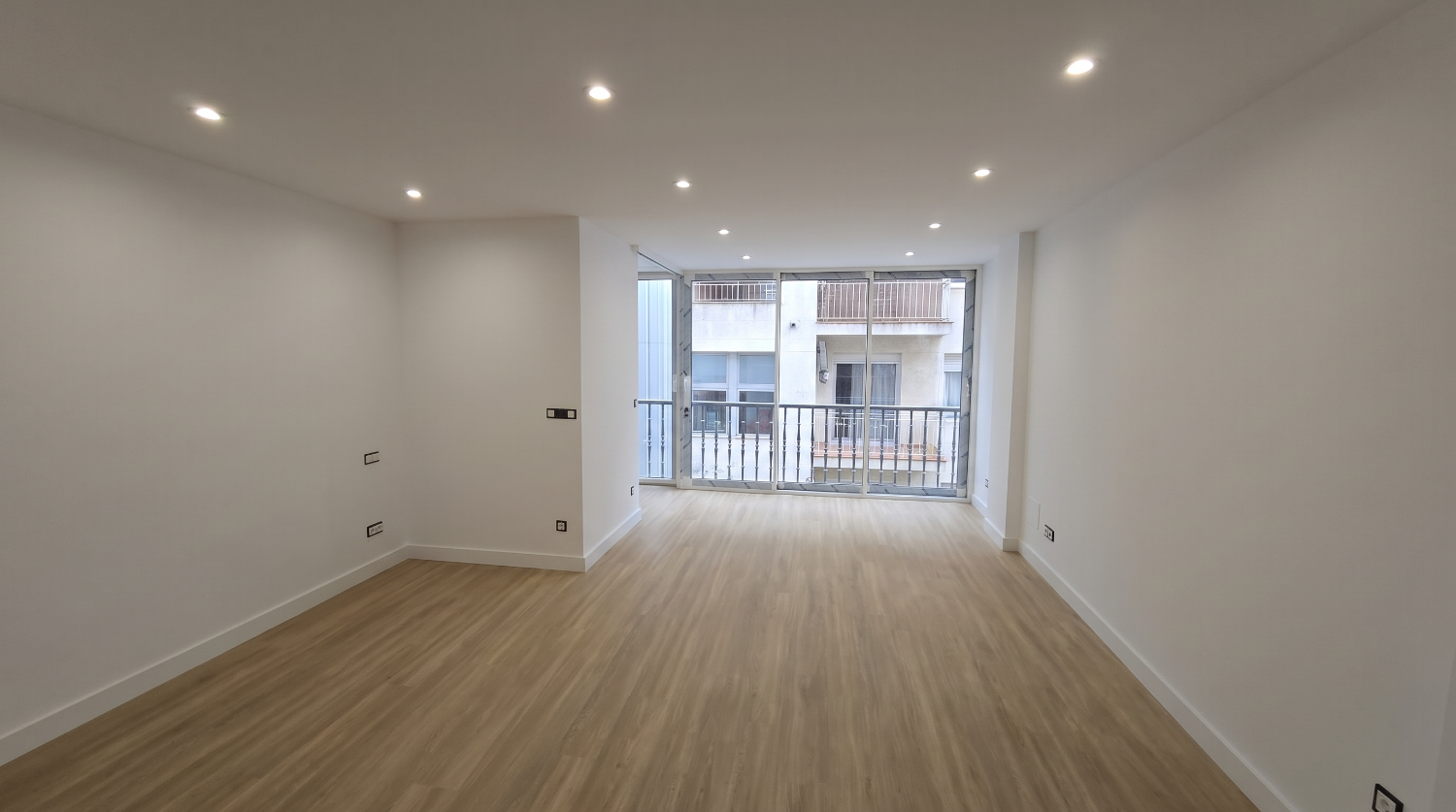 Sanxenxo: vi sælger nyligt renoverede loft...