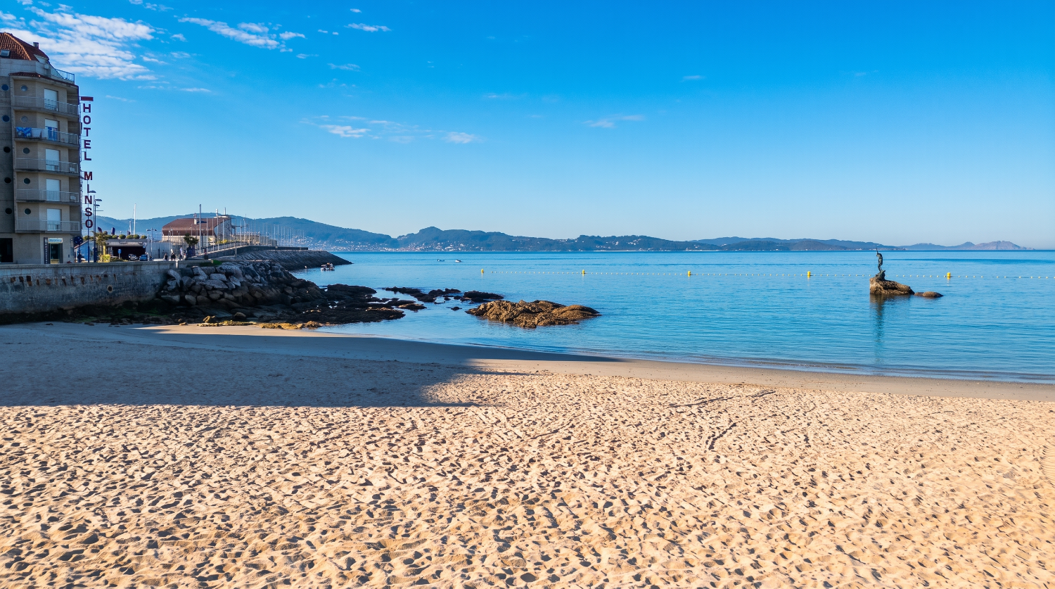 Sanxenxo: very spacious renovated apartment a few meters from the Madama.... Do you know him..?