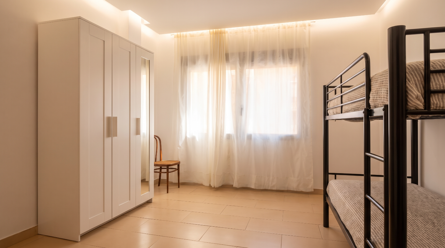 Sanxenxo: very spacious renovated apartment a few meters from the Madama.... Do you know him..?