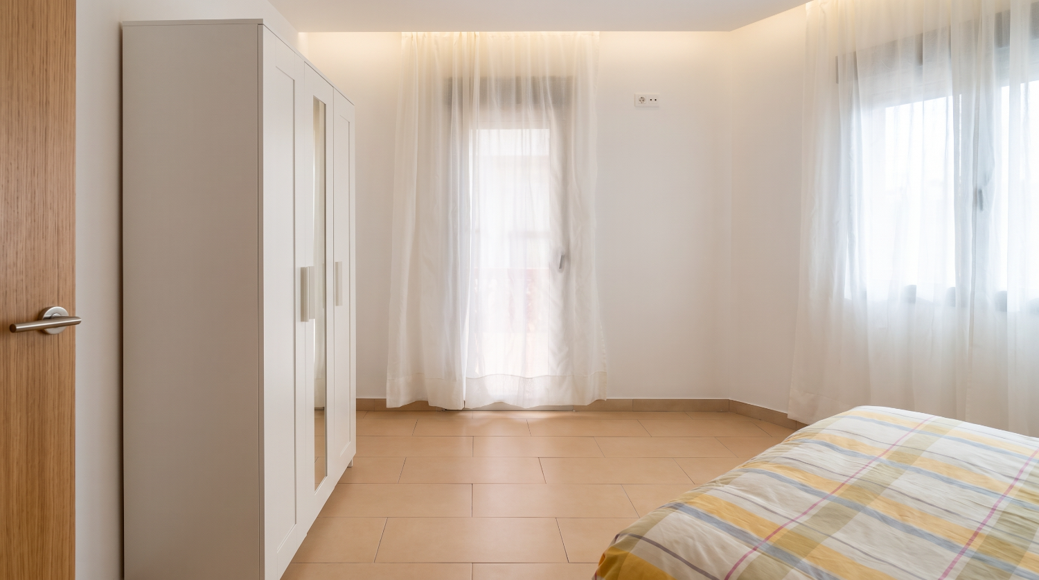 Sanxenxo: very spacious renovated apartment a few meters from the Madama.... Do you know him..?