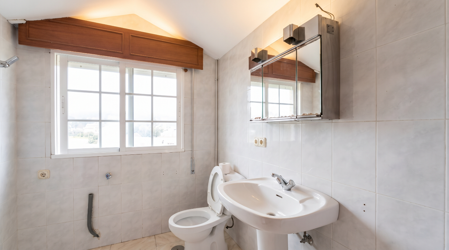 Meis: Casa - chalet independiente con finca en Mosteiro