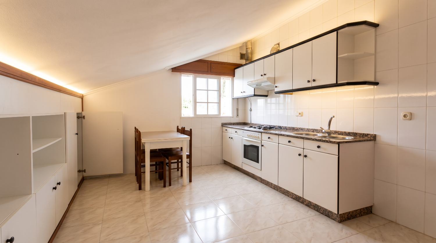 Meis: Casa - chalet independiente con finca en Mosteiro