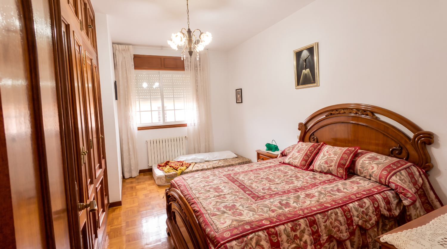 Meis: Casa - chalet independiente con finca en Mosteiro
