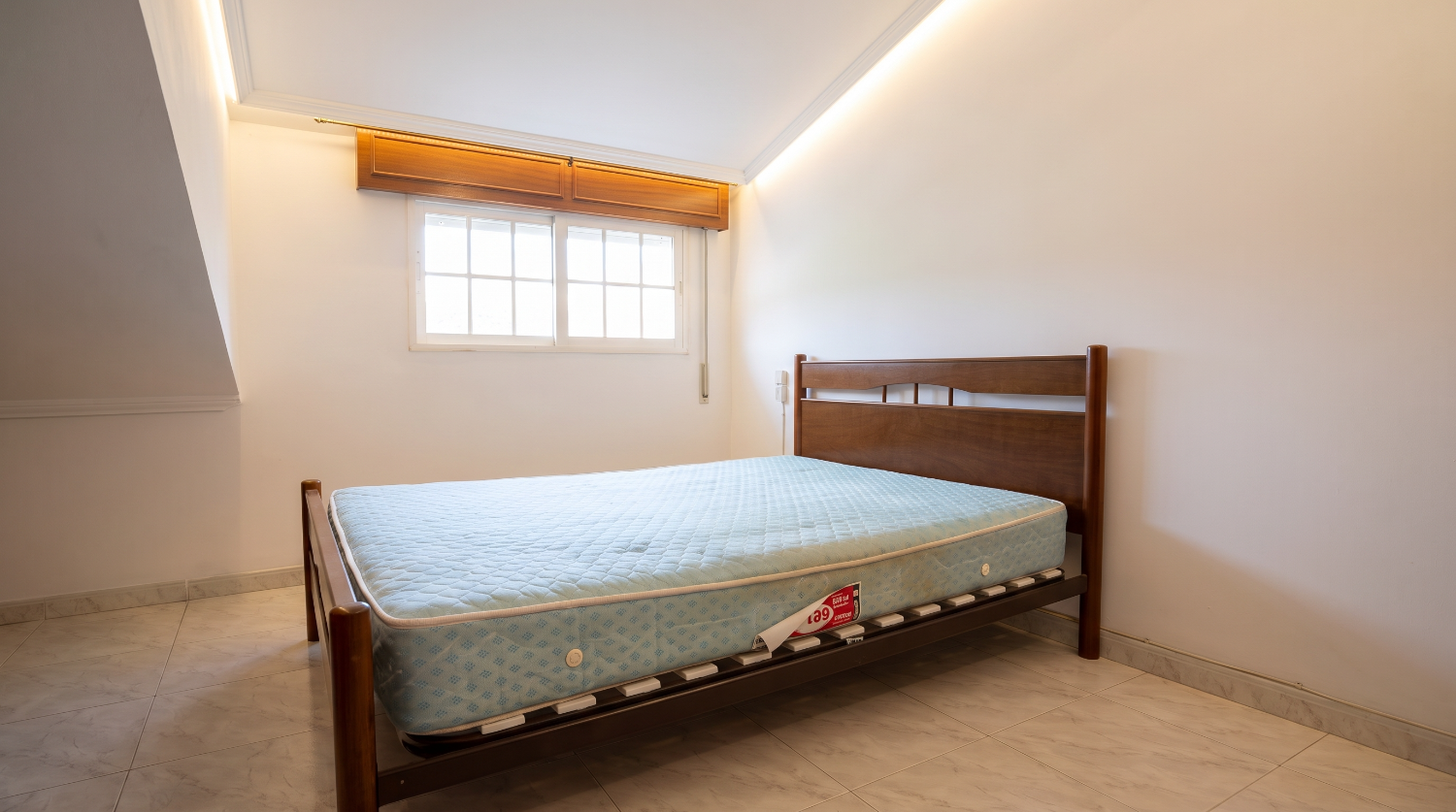 Meis: Casa - chalet independiente con finca en Mosteiro