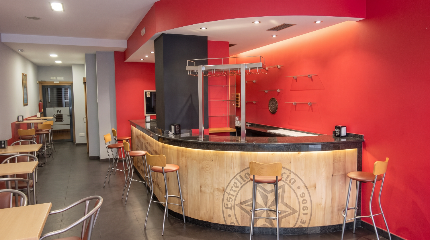 Pontevedra: Wir mieten Räumlichkeiten mit gültiger Cafeteria-Lizenz...