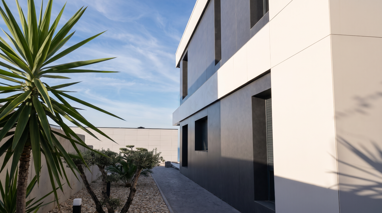Sanxenxo: Magnifico chalet minimalista de estilo moderno con vistas a la Ria de Pontevedra