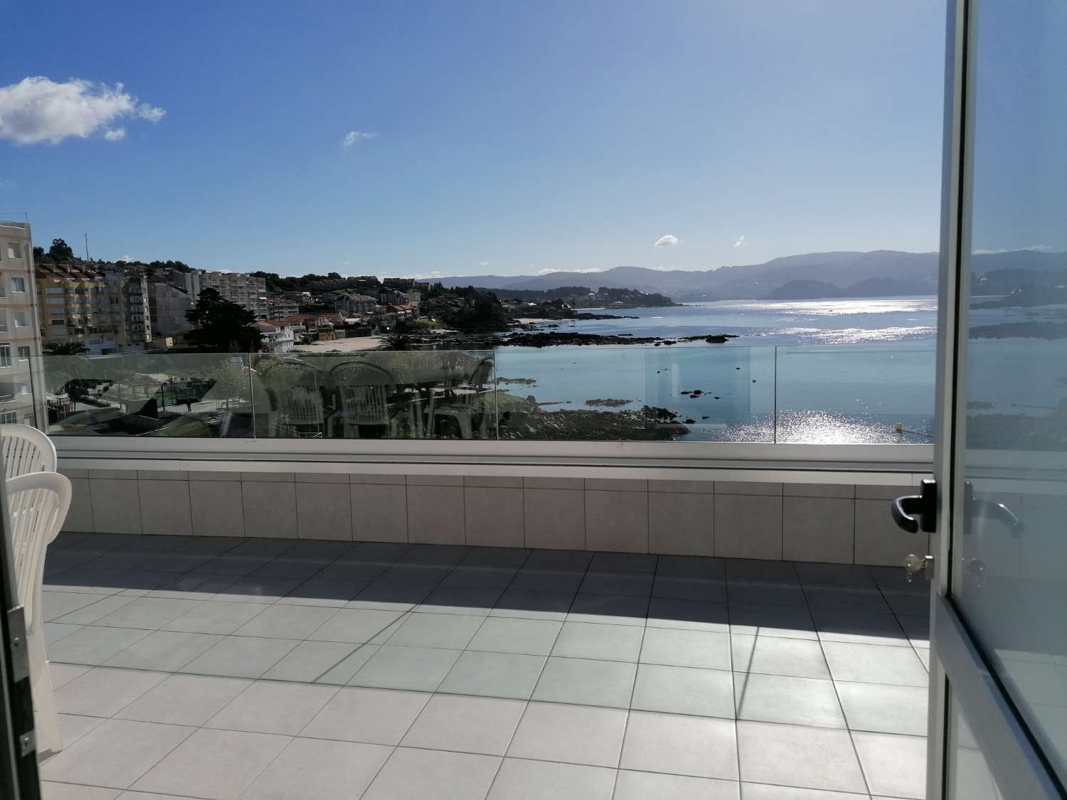 Sanxenxo: Attico con terrazza, splendida vista sul mare sul lungomare....