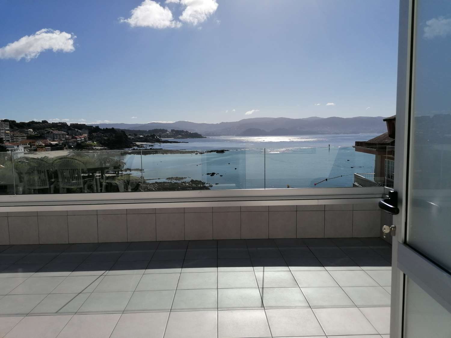 Sanxenxo: Attico con terrazza, splendida vista sul mare sul lungomare....