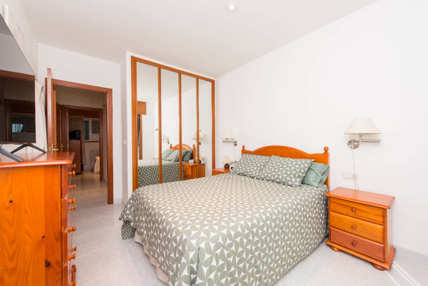 Sanxenxo: A7083: Appartamento con terrazza a 50 mt. del mare...