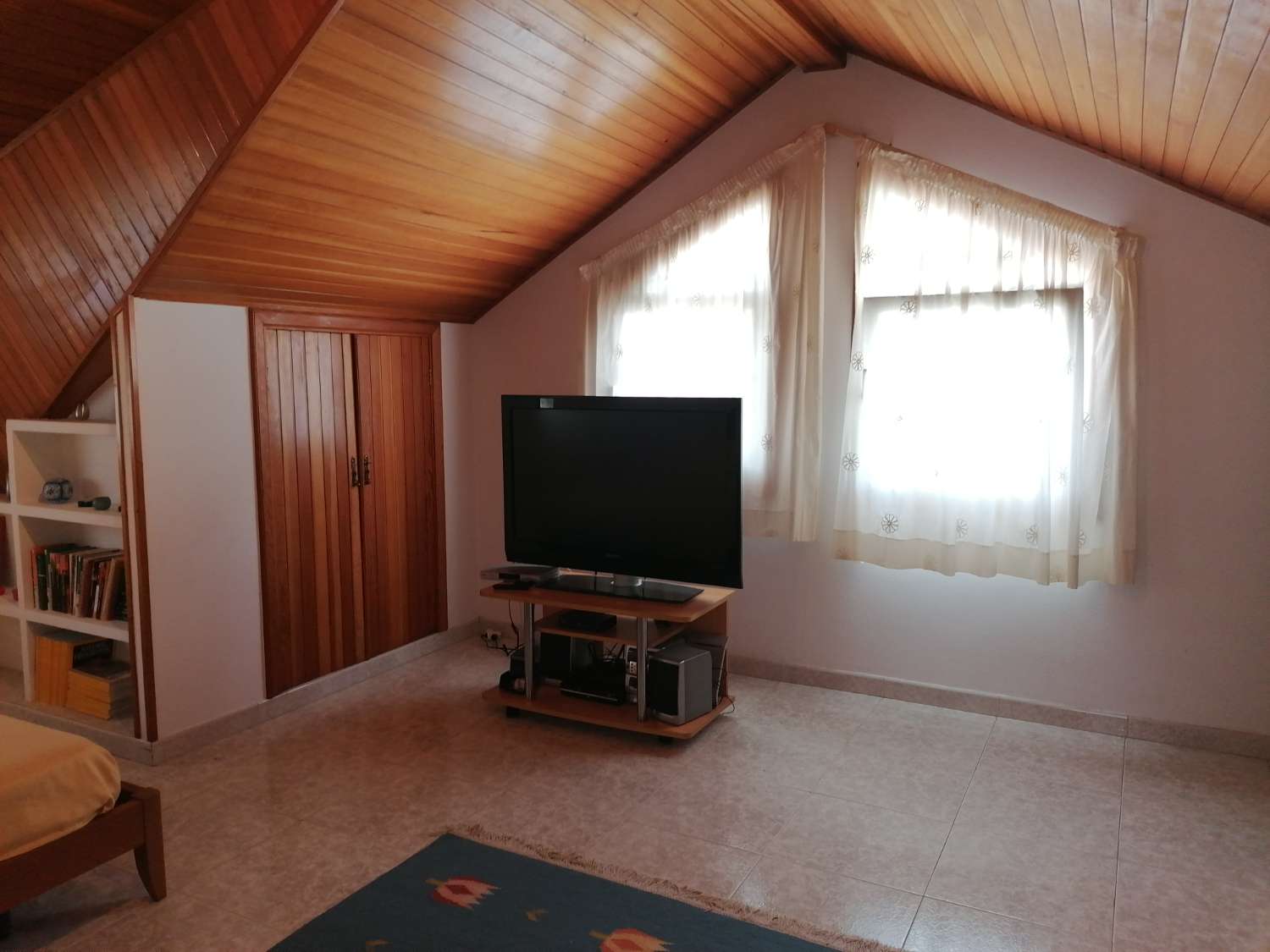 Poio: A7094: Samieira... Vila s farmou, zahradami, venkovním bazénem... výhled na moře...