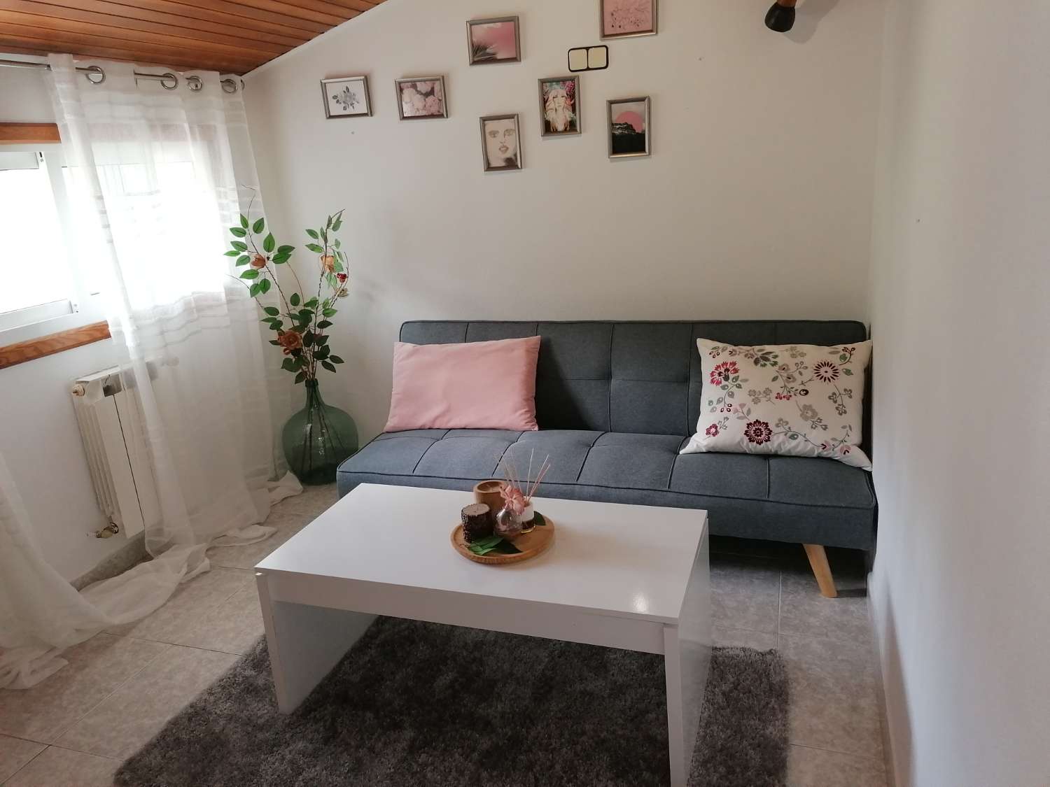 Poio: A7094: Samieira... Vila s farmou, zahradami, venkovním bazénem... výhled na moře...