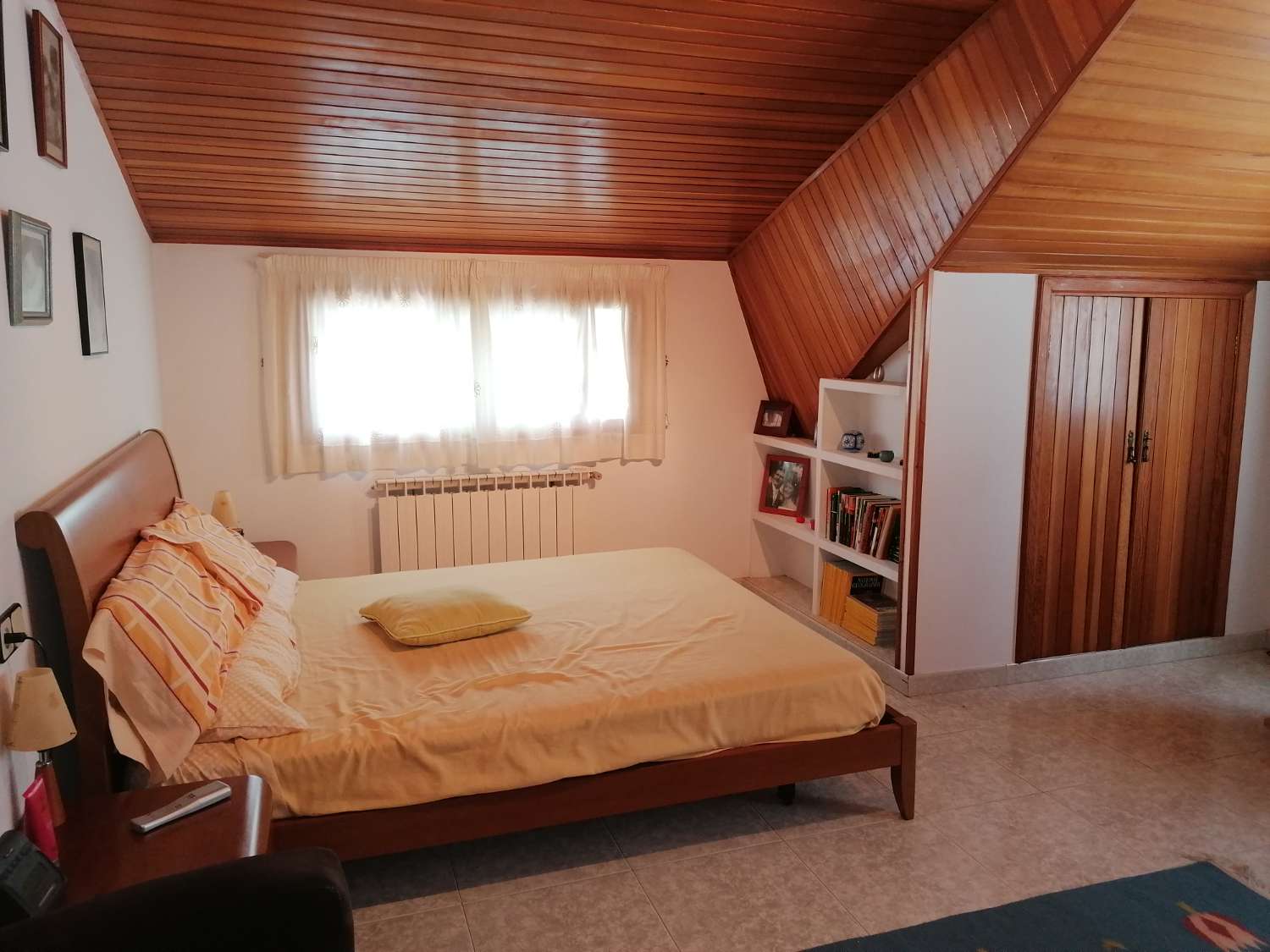 Poio: A7094: Samieira... Vila s farmou, zahradami, venkovním bazénem... výhled na moře...