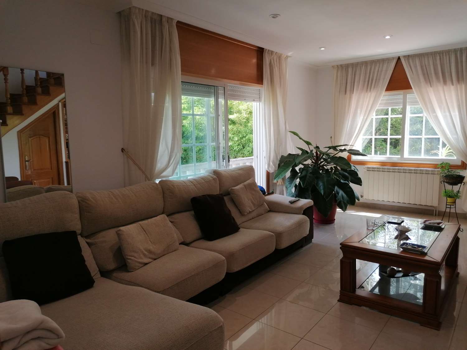 Poio: A7094: Samieira... Vila s farmou, zahradami, venkovním bazénem... výhled na moře...