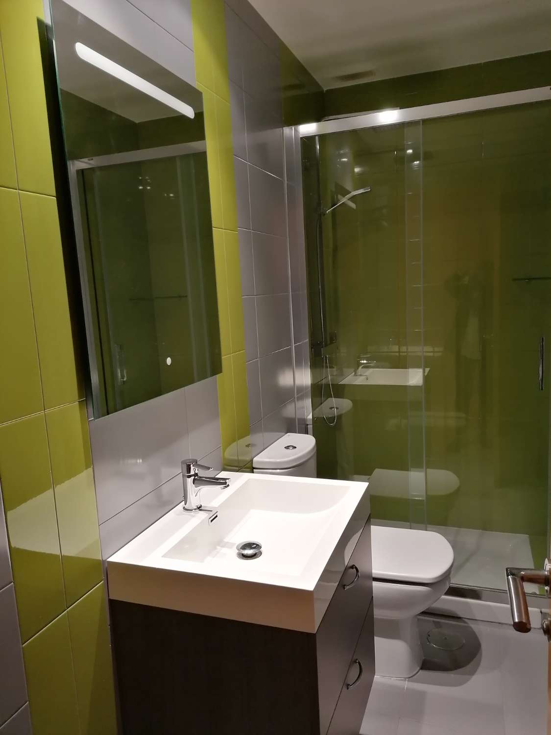 Sanxenxo: A7104: Appartamento con terrazza, garage e ripostiglio... 100 mts. di Silgar...