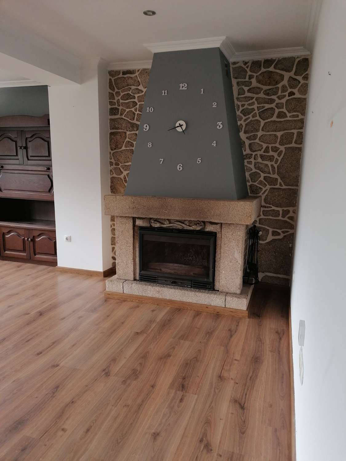 Cambados: A7109: House with farm, warehouse, vineyards... located in Castrelo.