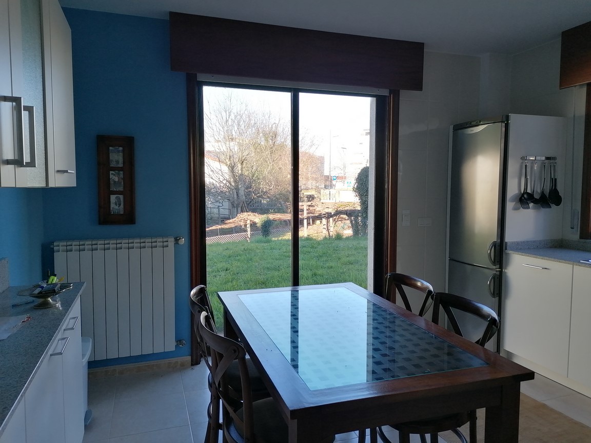 La Coruña: A7117: Santiago de Compostela: Semi-detached house in Urbanization....