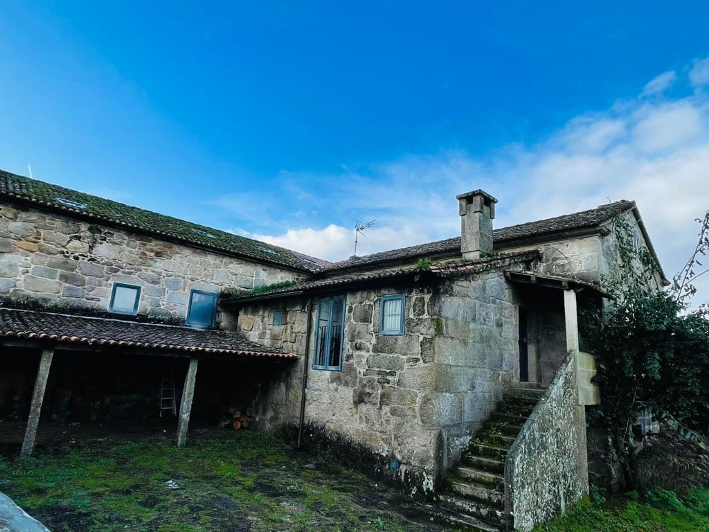 A7131: Farmhouse in Meis... unique situation...