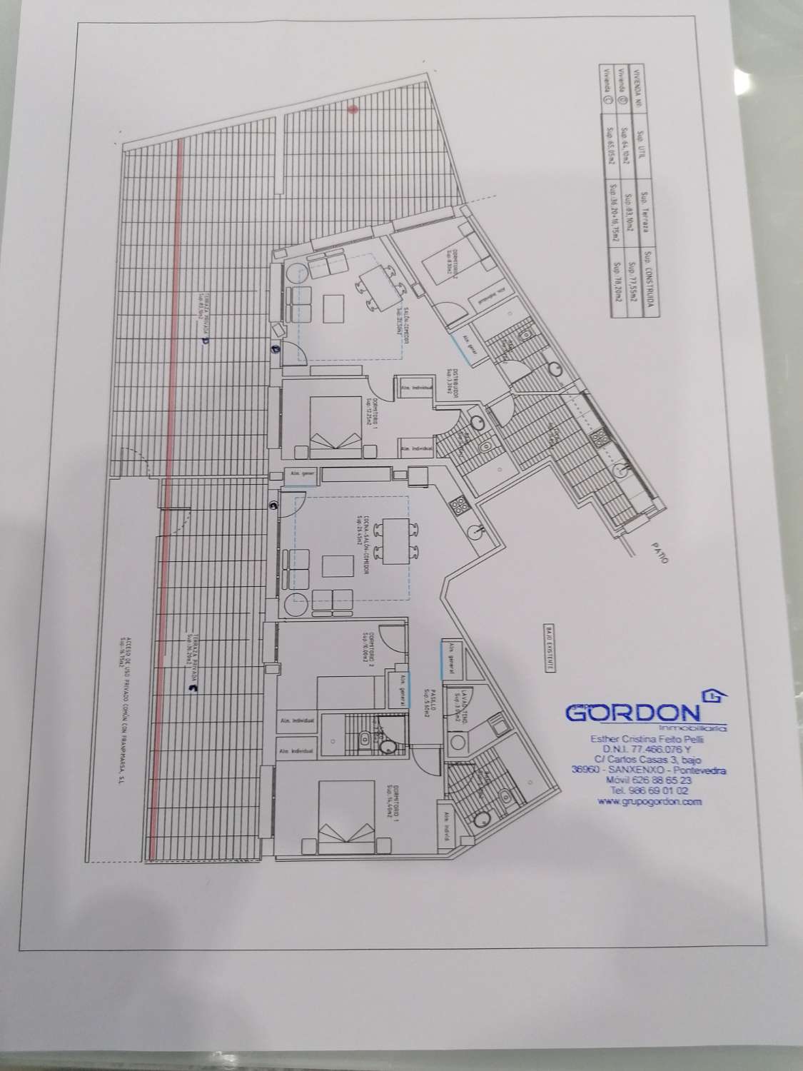 Sanxenxo: apartmán s velkou terasou pouhých 100 metrů od moře...