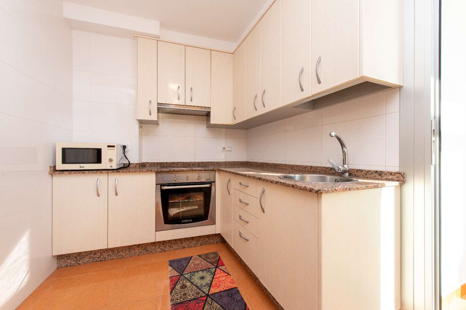 A7228: Apartment with terrace with beautiful views of the sea... in Raxo, 50 meters from the beach