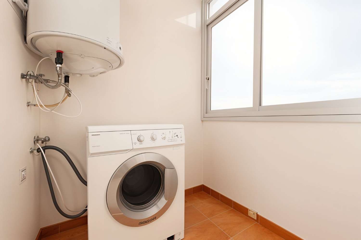 A7228: Apartment with terrace with beautiful views of the sea... in Raxo, 50 meters from the beach