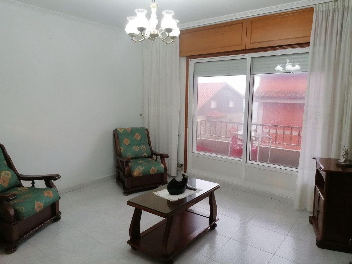 A7252: Sanxenxo: Wohnung mit Terrasse bis Fassade, nur wenige Meter vom Meer entfernt...