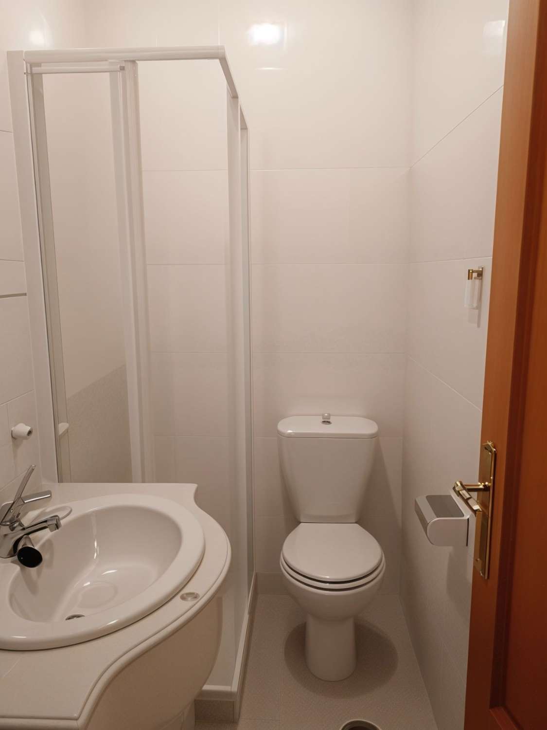 A7252: Sanxenxo: Wohnung mit Terrasse bis Fassade, nur wenige Meter vom Meer entfernt...