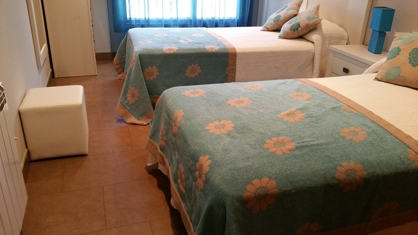 A7265: Sanxenxo: come nuovo a Sanxenxo... 3 camere da letto, terrazzo, due posti auto e vicino al mare...