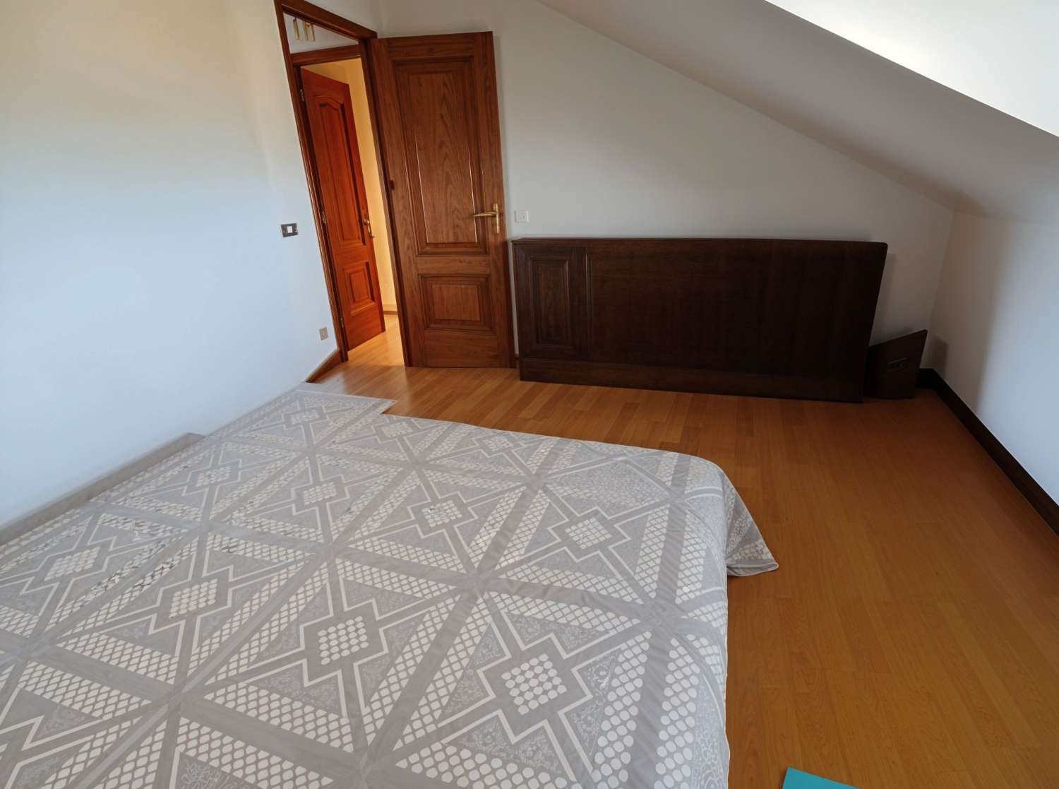 Chalet pareado en San Vicente do Grove, con vistas a la Ria...