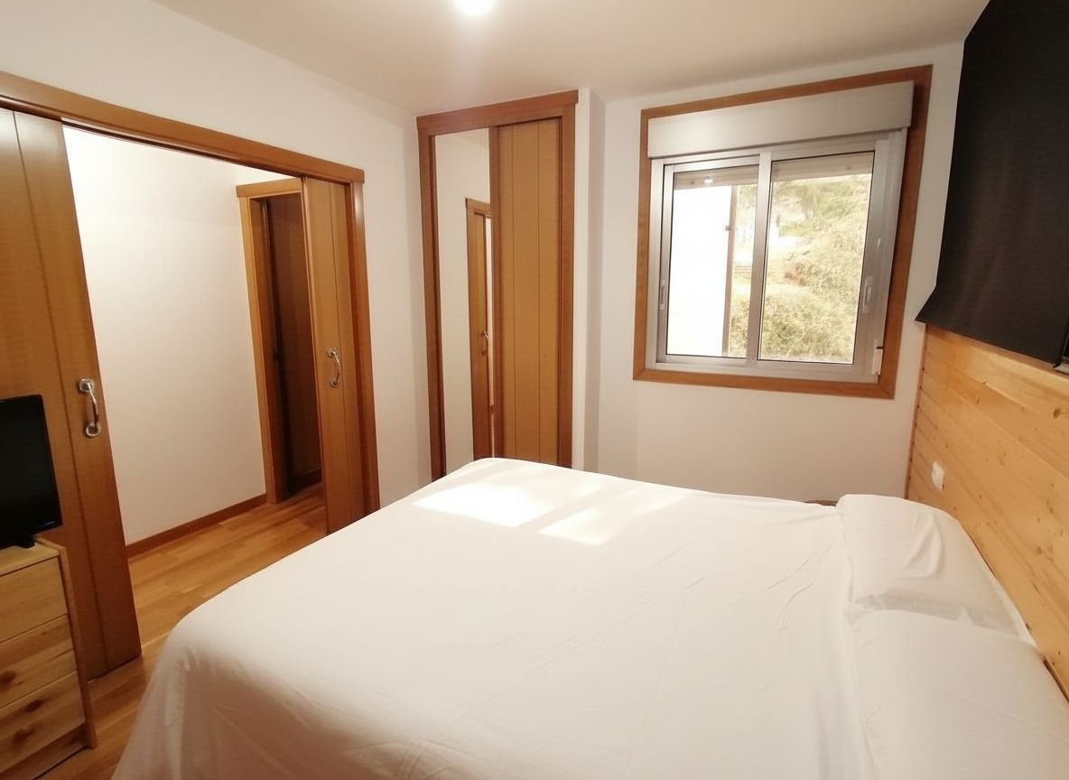 Raxo: A7282: **Magnifik lägenhet med terrass och havsutsikt** Upptäck detta spektakulära hem som kombinerar komfort, stil och hisnande vyer. Eller