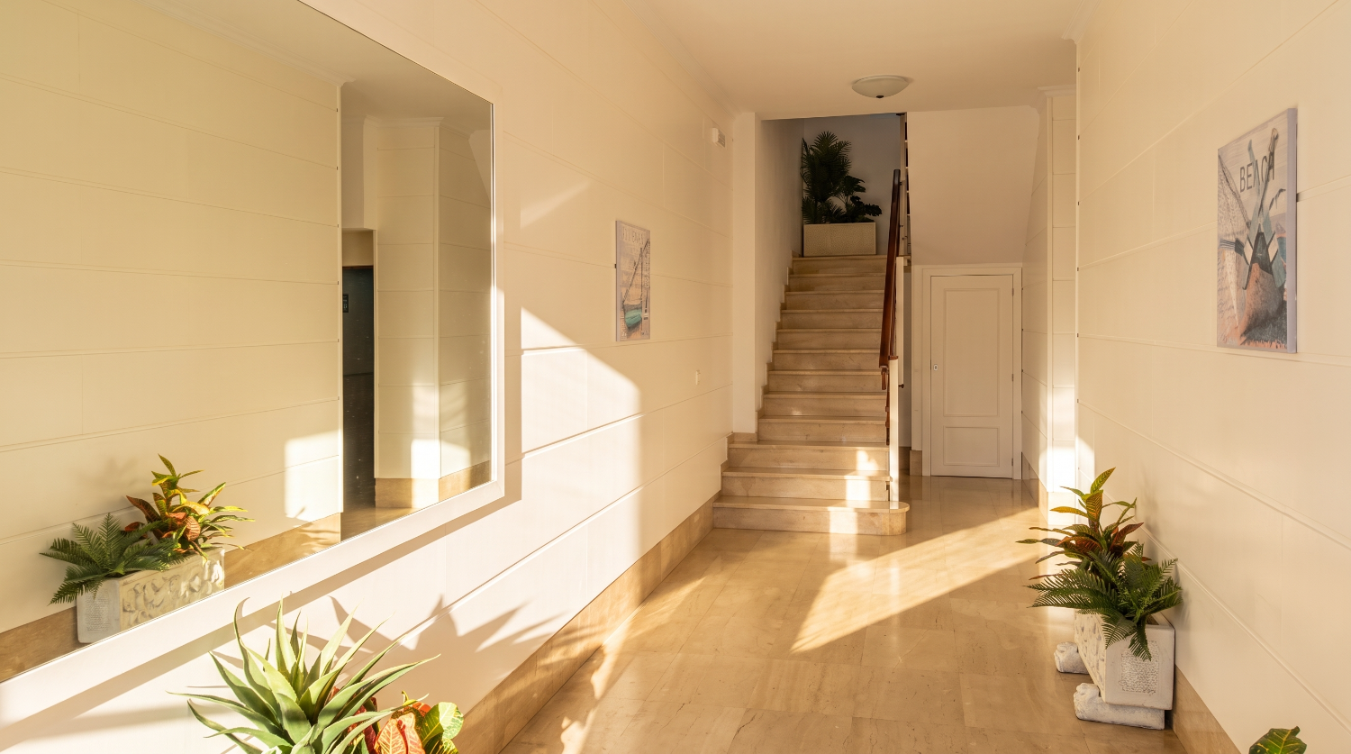 Sanxenxo: A7312: Apartment with terrace 20 meters from the sea...