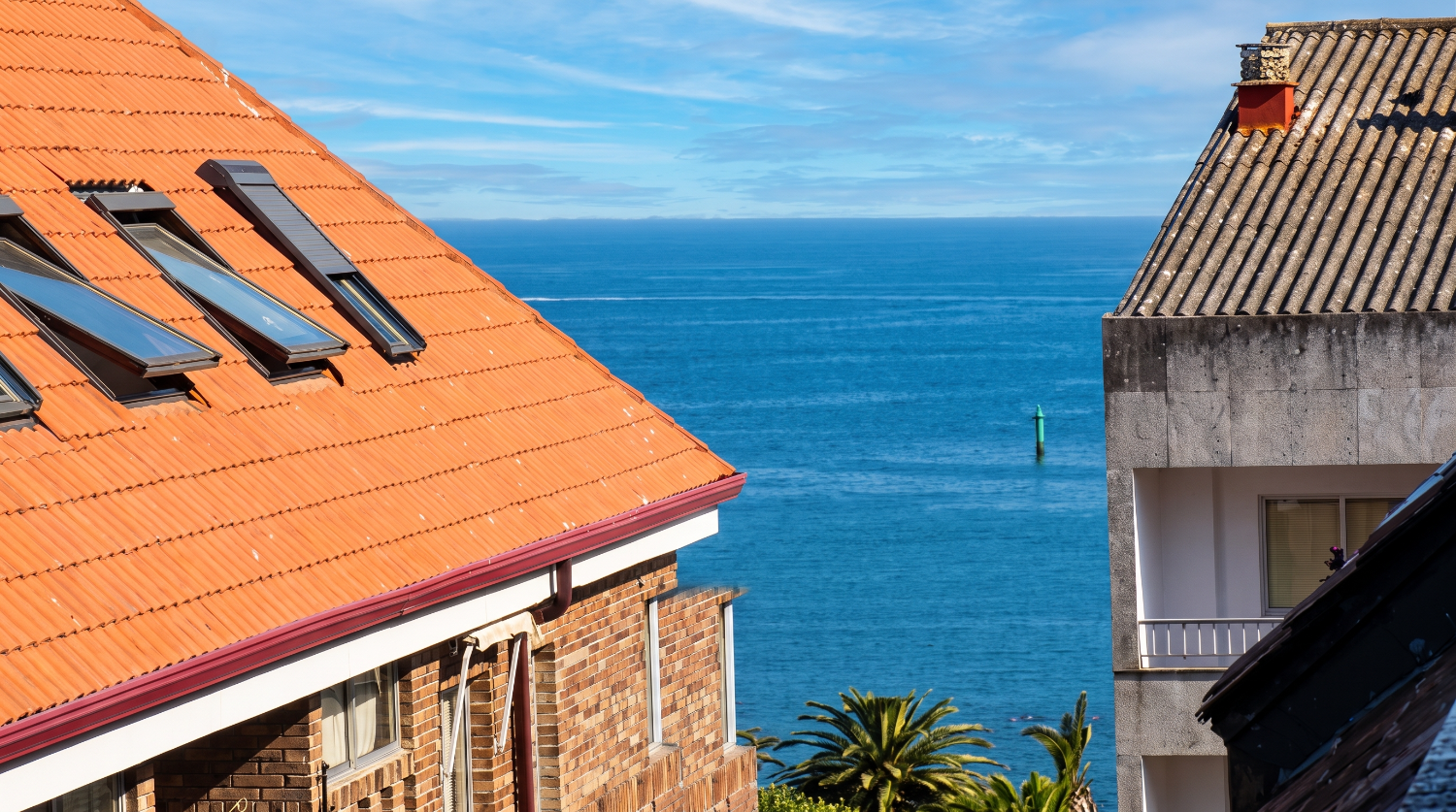Sanxenxo: A7312: Apartment with terrace 20 meters from the sea...
