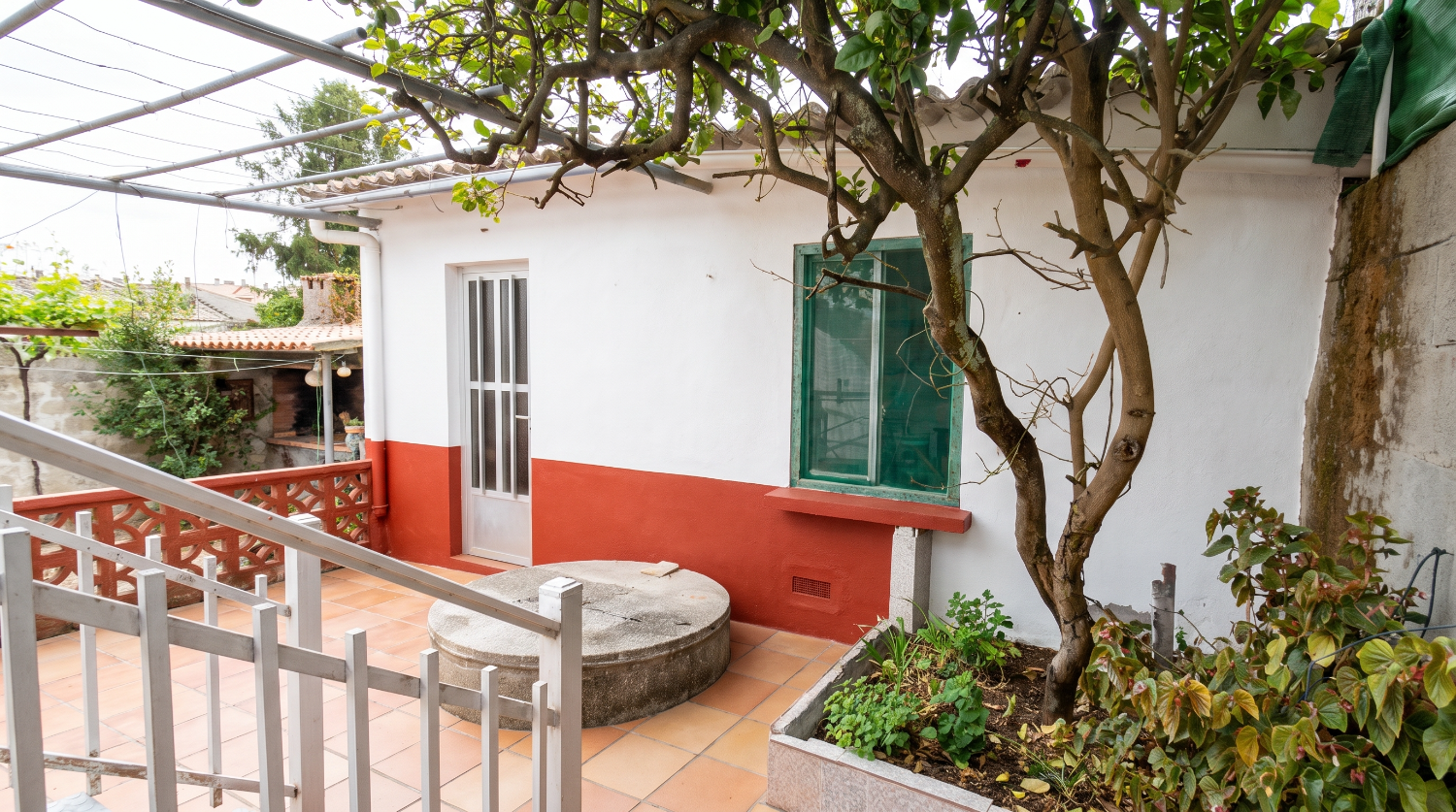 Sanxenxo: Haus mit Finca nur 500 Meter vom Paseo de Silgar entfernt...