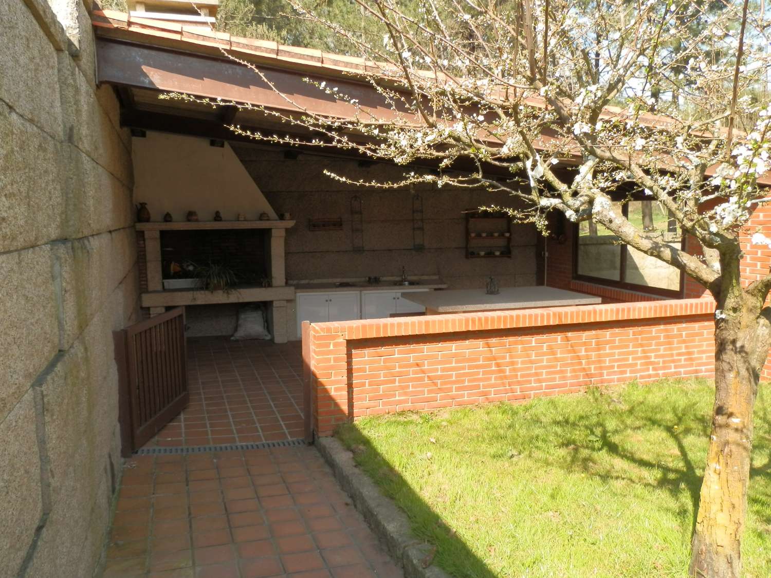 Chalet for sale in Meaño