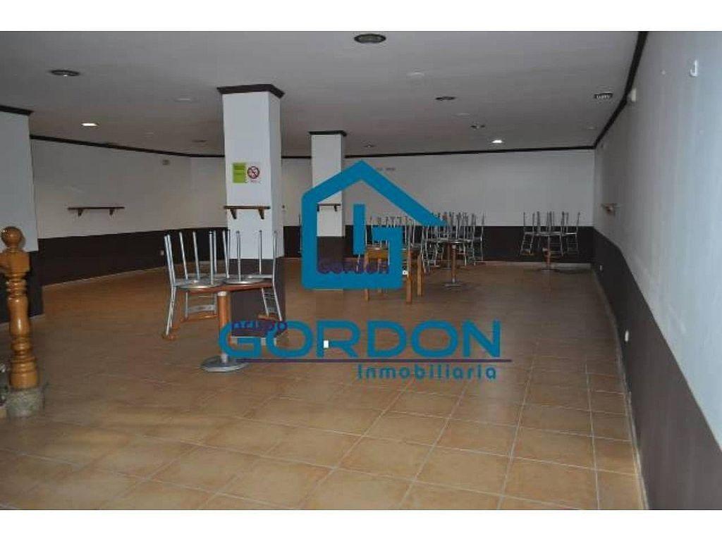 Portonovo: A6651: Locale commerciale con licenza caffetteria...